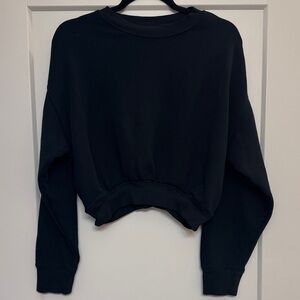 Universal Thread Black Cropped Hoodie